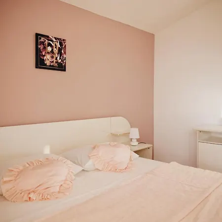 Blanka With A Beautiful View Of Apartmán *