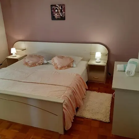 Blanka With A Beautiful View Of شقة