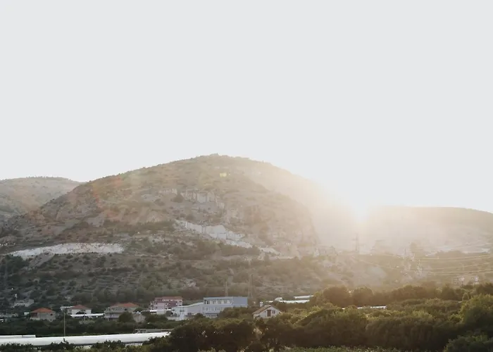 Blanka With A Beautiful View Of Appartement Trogir